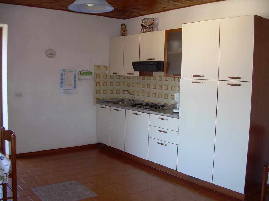 Casa Mary Daire Brenzone sul Garda Oda fotoğraf