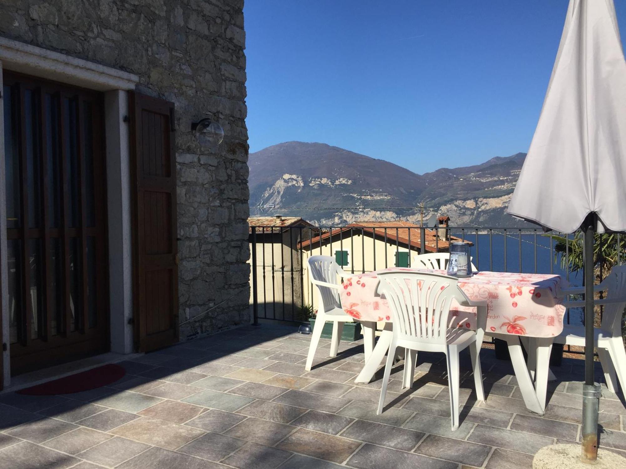 Casa Mary Daire Brenzone sul Garda Dış mekan fotoğraf