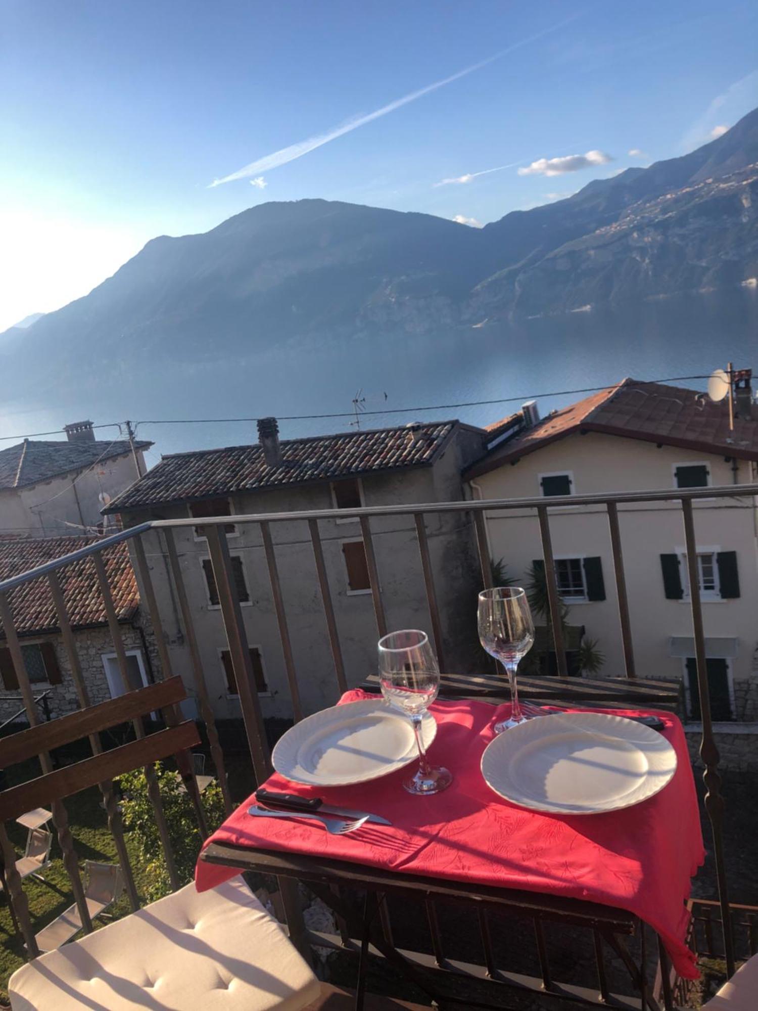 Casa Mary Daire Brenzone sul Garda Dış mekan fotoğraf