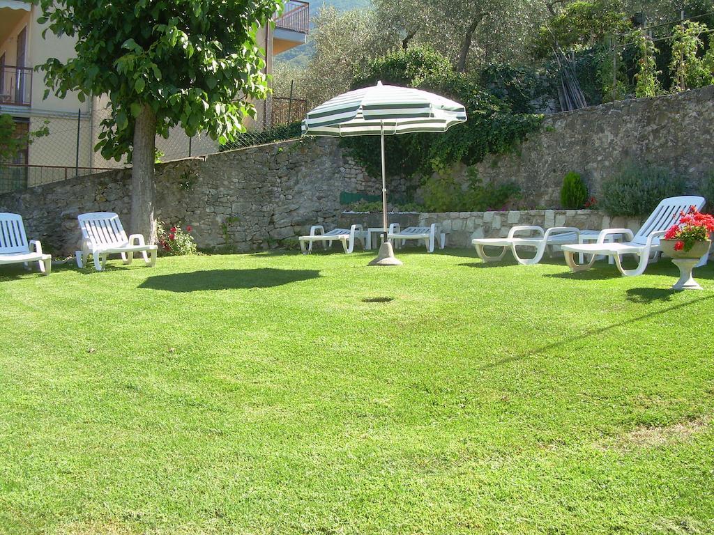 Casa Mary Daire Brenzone sul Garda Oda fotoğraf